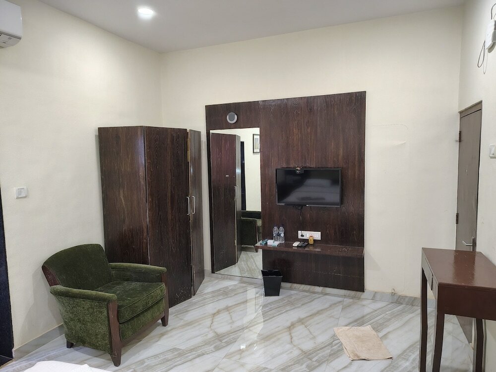 Фото Отель The Byke Brightland Matharean