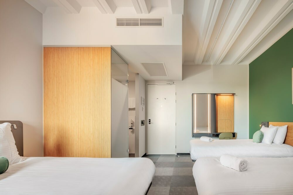 Фото Maxhotel Amsterdam Airport Schiphol