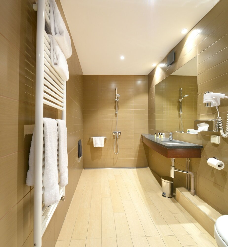 Фото Hôtel Le Roosevelt