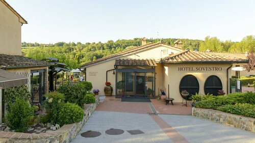 Внешний вид отеля Hotel Sovestro в Сан-Джиминьяно, фото 1