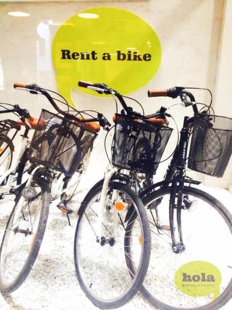 Фото Hola Hostal Eixample