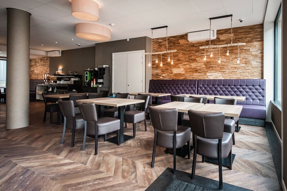 Фото Melrose Hotel