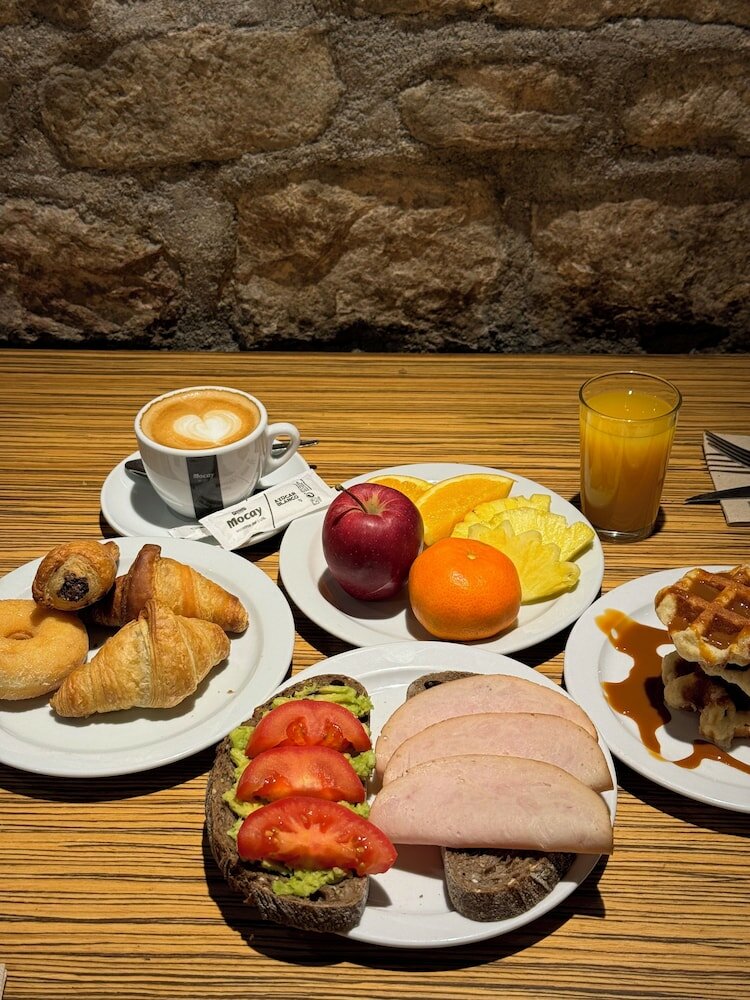 Фото Hostal Fernando