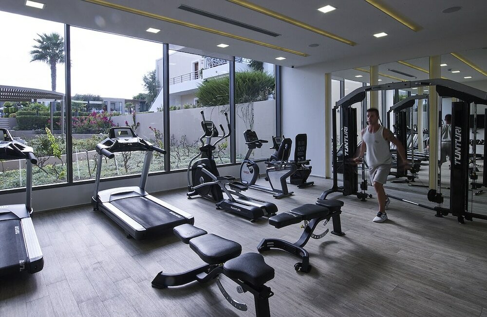 Фото Pelagos Suites Hotel & SPA