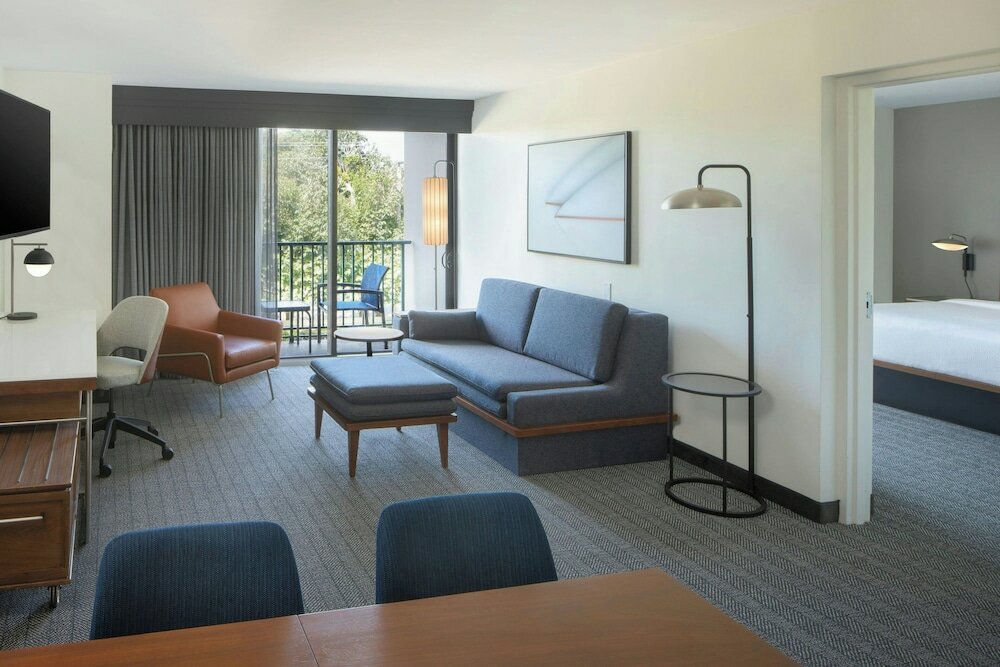 Фото Courtyard by Marriott Fort Lauderdale East/Lauderdale-by-the-Sea