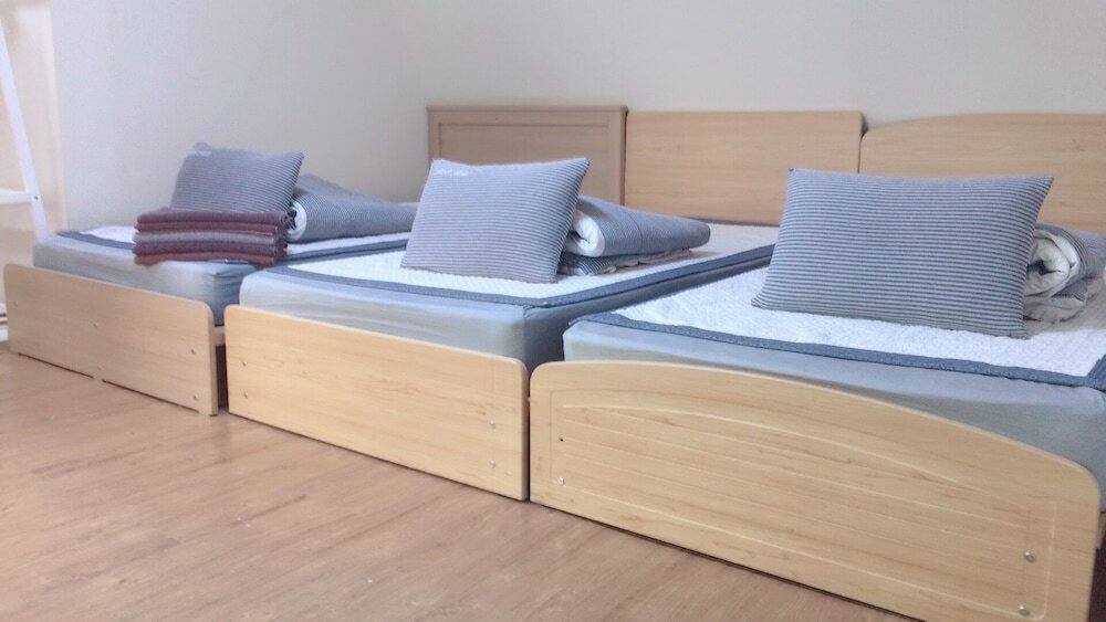 Фото Kw Hongdae Line Hostel