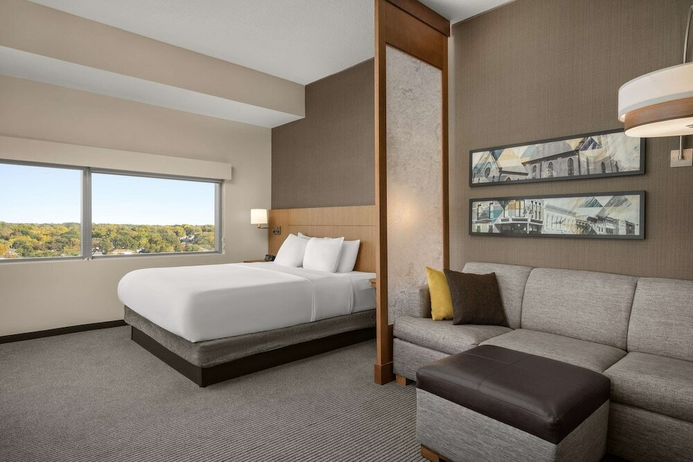 Фото Hyatt Place Iowa City Downtown