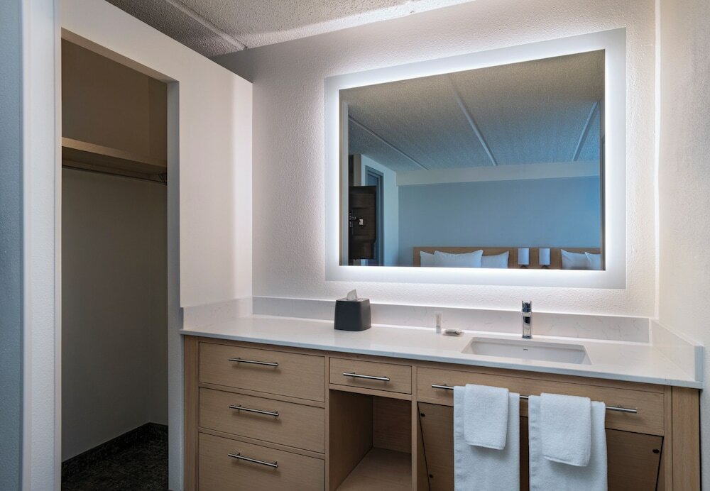 Фото Hyatt Place Austin/Arboretum - Domain Area