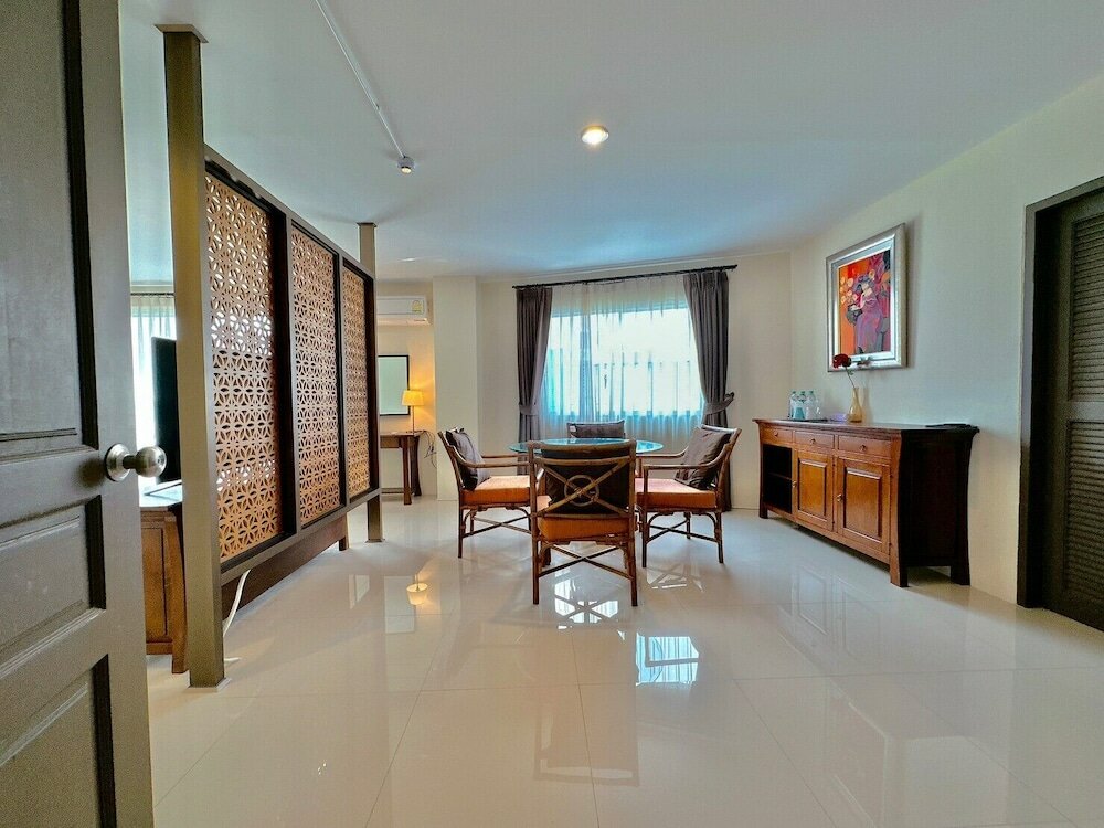 Фото Курортный отель The Hideaway Resort Pattaya Chonburi