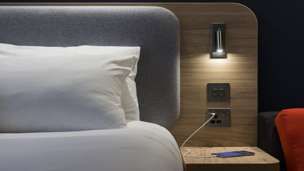 Фото Holiday Inn Express Windsor, an Ihg Hotel