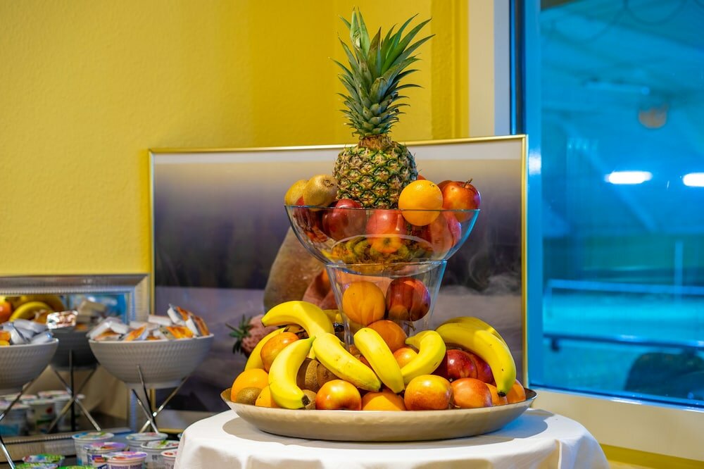 Фото Confour Hotel