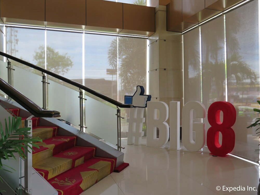Фото Big 8 Corporate Hotel