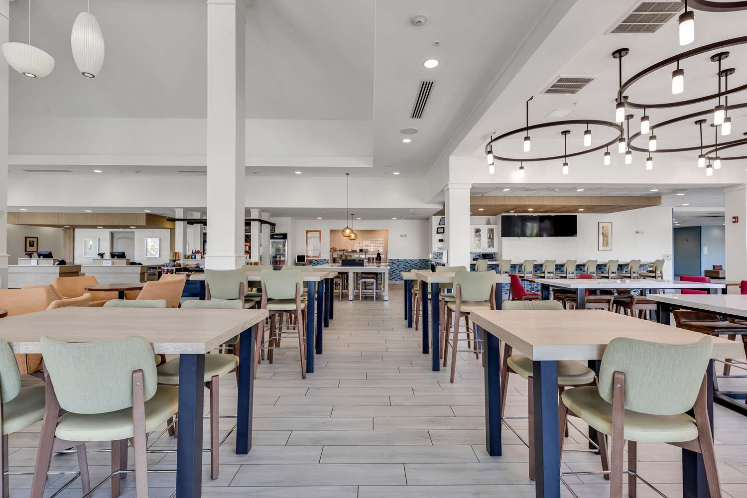 Фото Hilton Garden Inn Myrtle Beach/Coastal Grand Mall