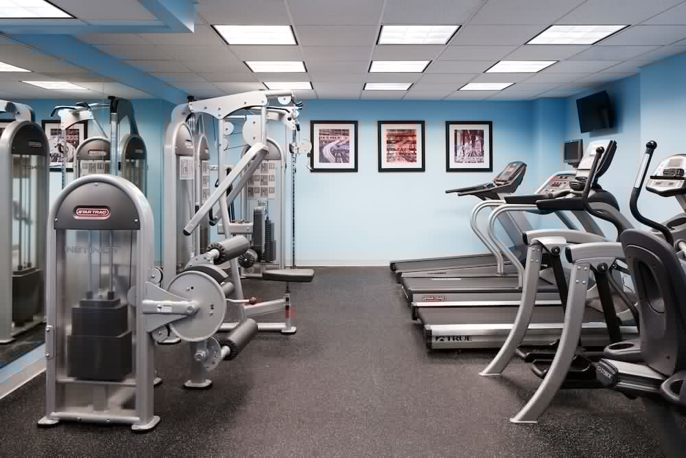 Фото Club Quarters Hotel, Wacker at Michigan, Chicago