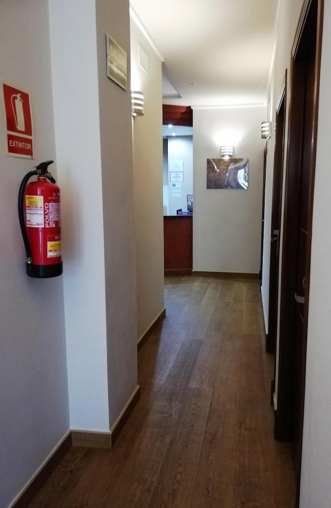 Фото Lb Lebrija Hotel