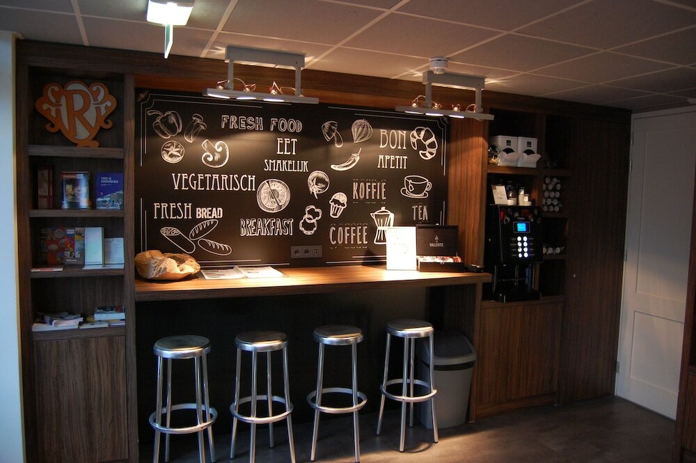 Фото Hotel La Reine