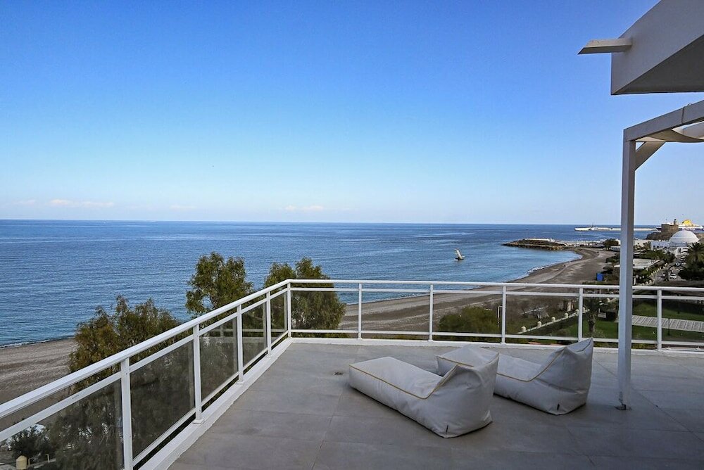 Фото Amalia Sea Apartments