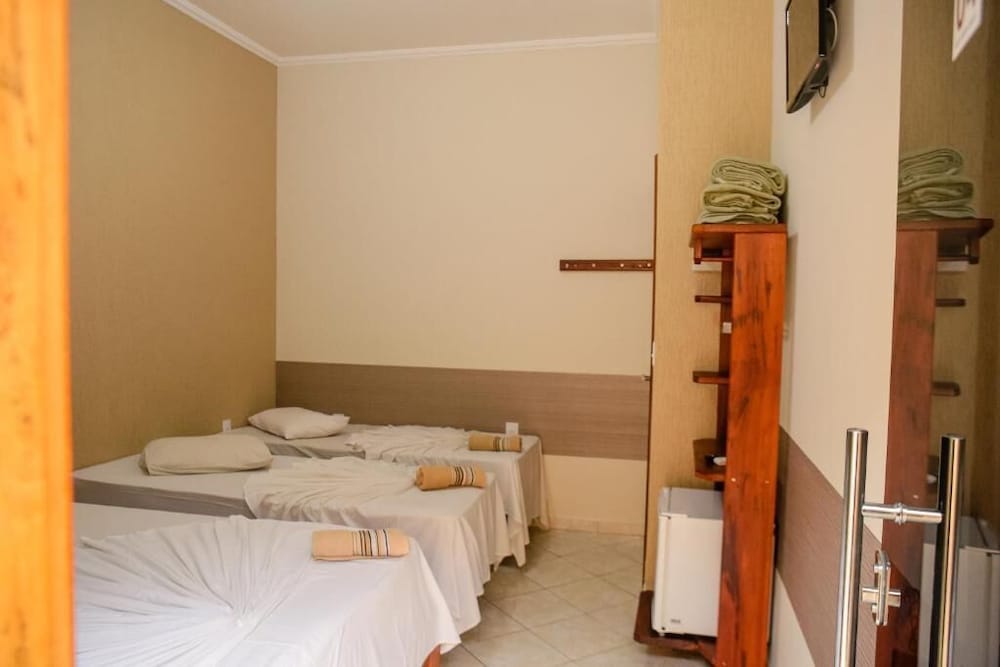 Фото Hotel e Pousada Santa Cruz