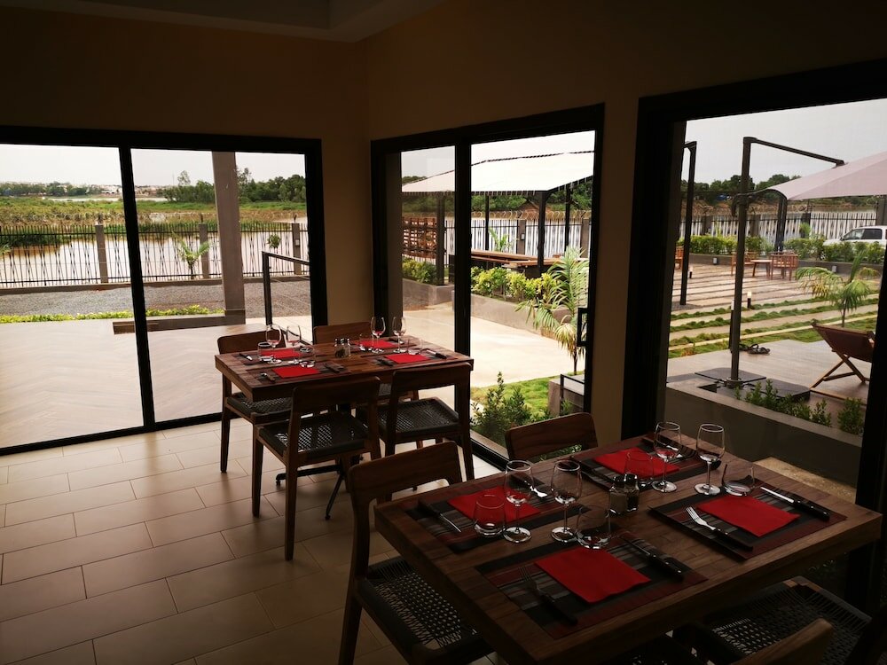 Фото Au Bord De L'Eau