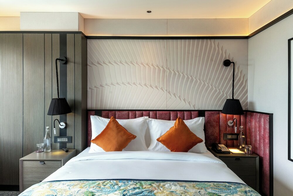 Фото Parallel Hotel