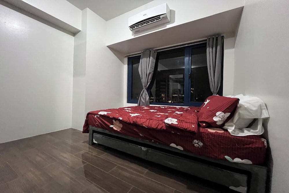 Фото Luxe Air Residences by Makati