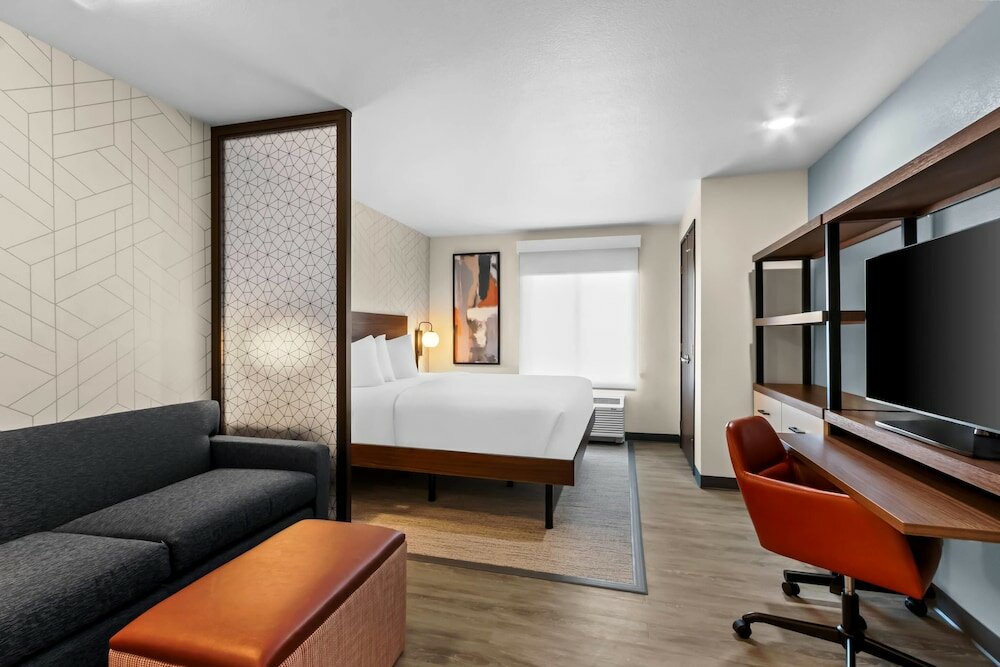 Фото Everhome Suites Chandler Phoenix Fashion Center