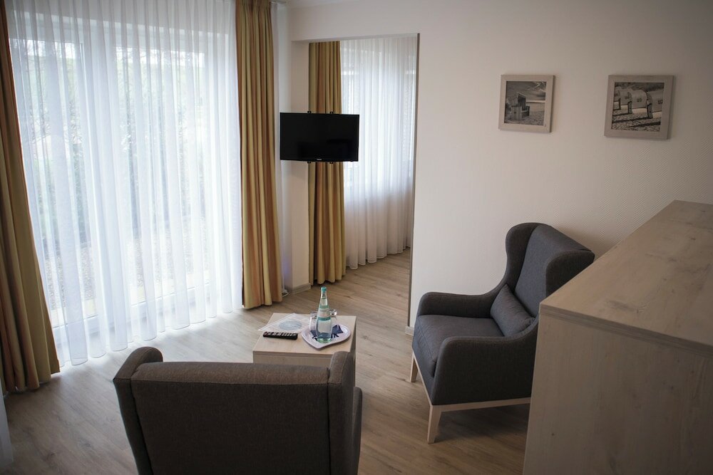 Фото Hotel Am Friesenstrand