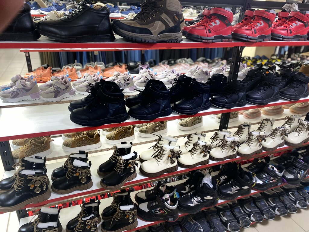 Outerwear shop Clothing and Footwear Planet, Almaty, photo