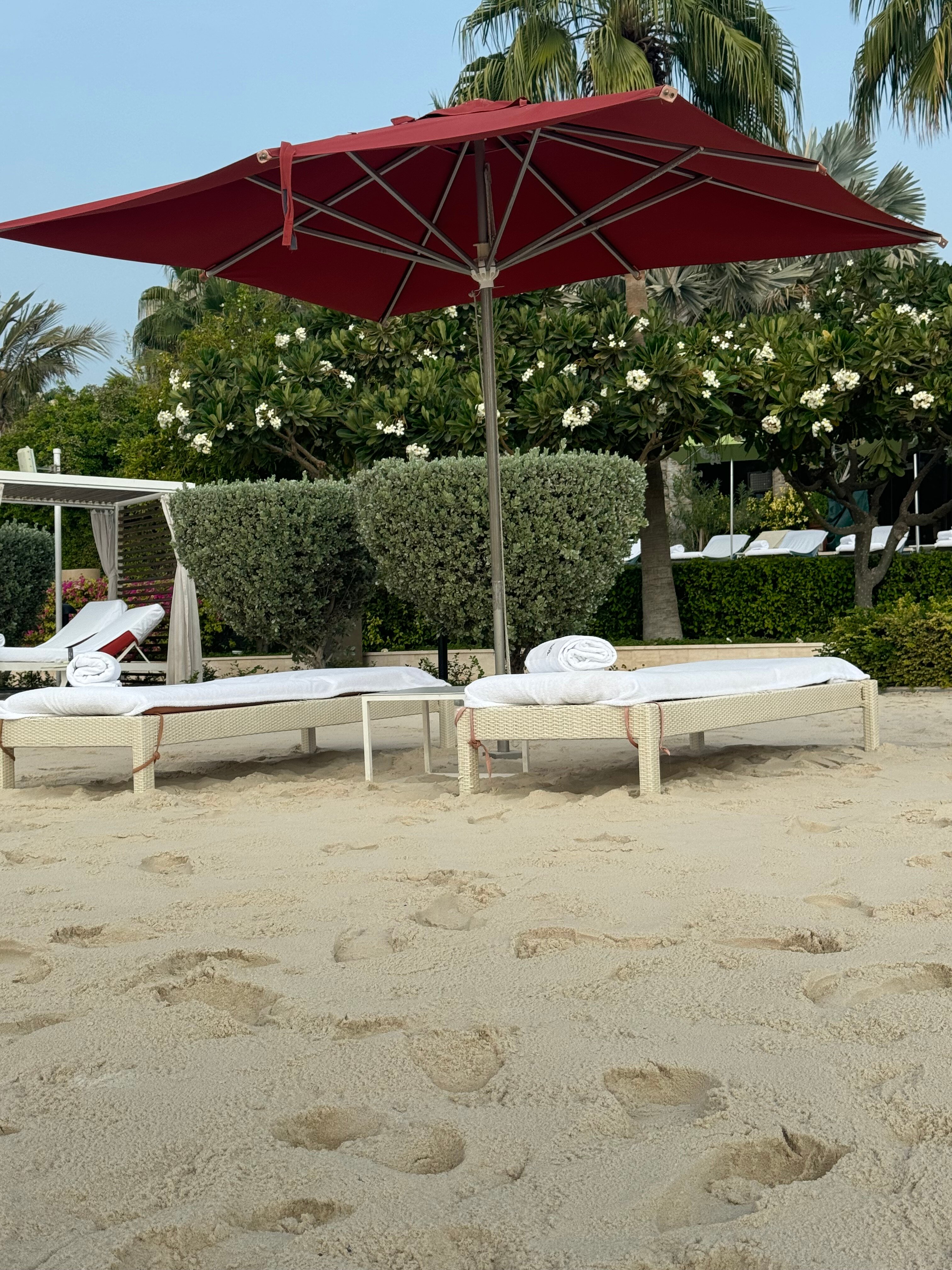 Фото Four Seasons Hotel Bahrain Bay