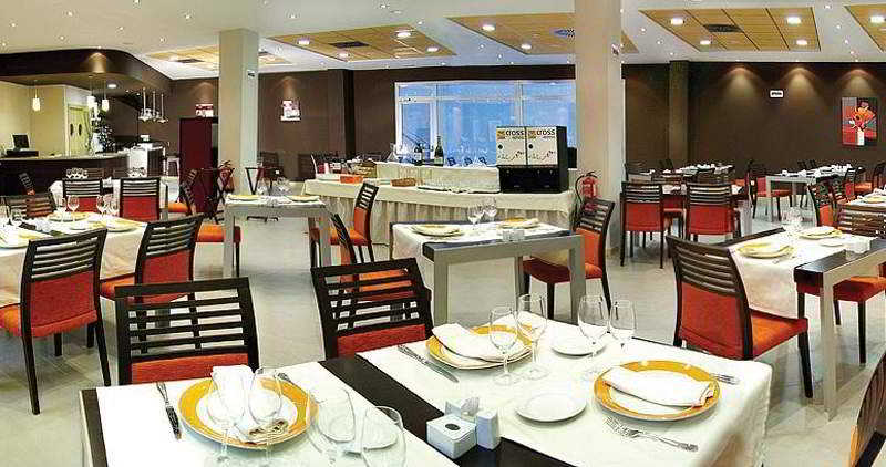 Фото Cross Hotel Elorz