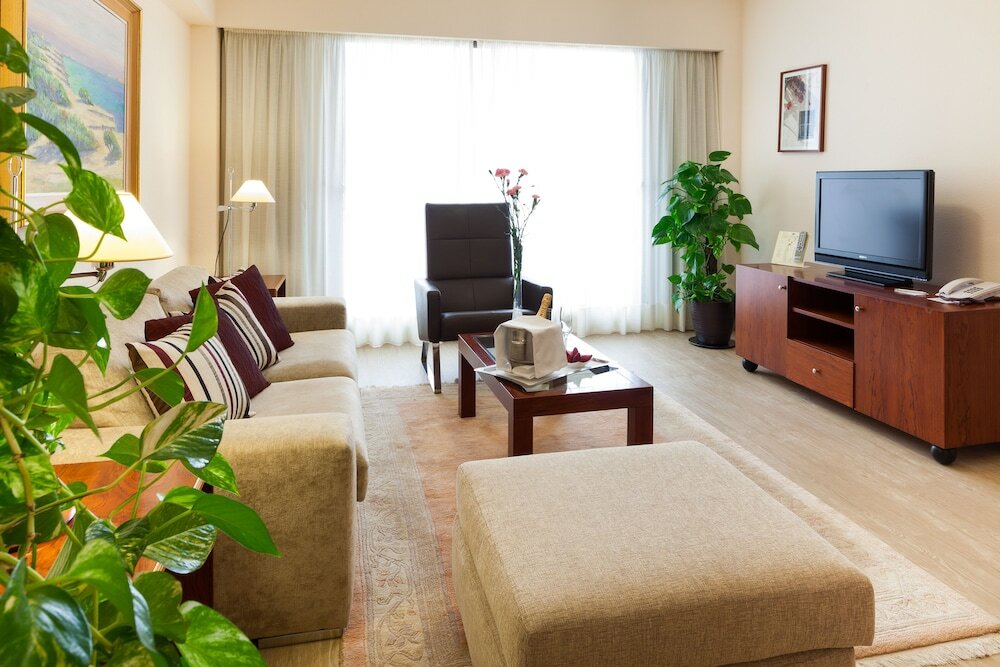 Фото Hotel Royal Plaza