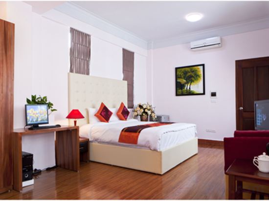 Фото Urban Alley Hotel