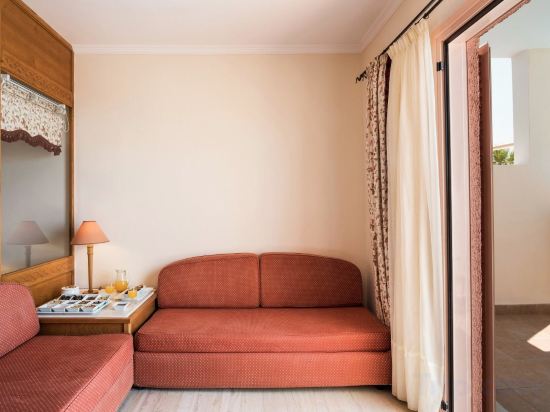 Фото Mitsis Family Village