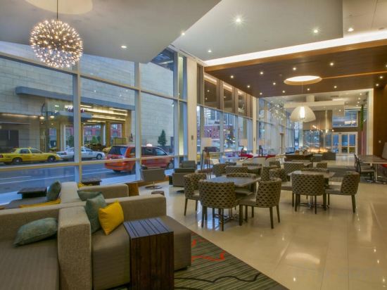 Фото Hampton Inn & Suites Denver Downtown-Convention Center