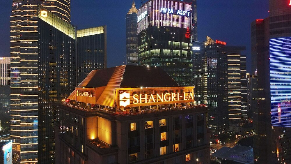 Фото Pudong Shangri-La Shanghai