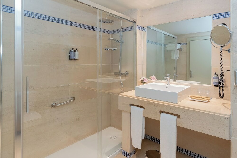 Фото Hesperia Cordoba