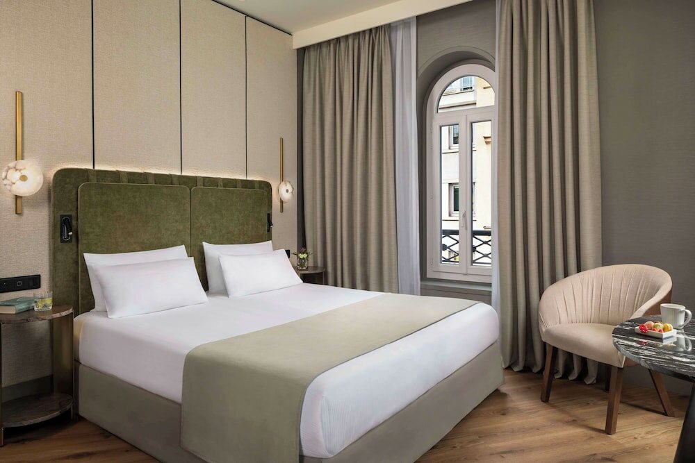 Фото Nh Collection Paris Ponthieu Champs-Élysées