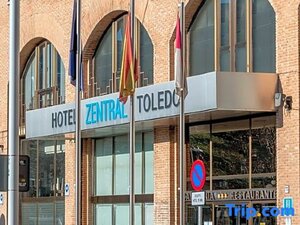 Гостиница Hotel Zentral Mayoral