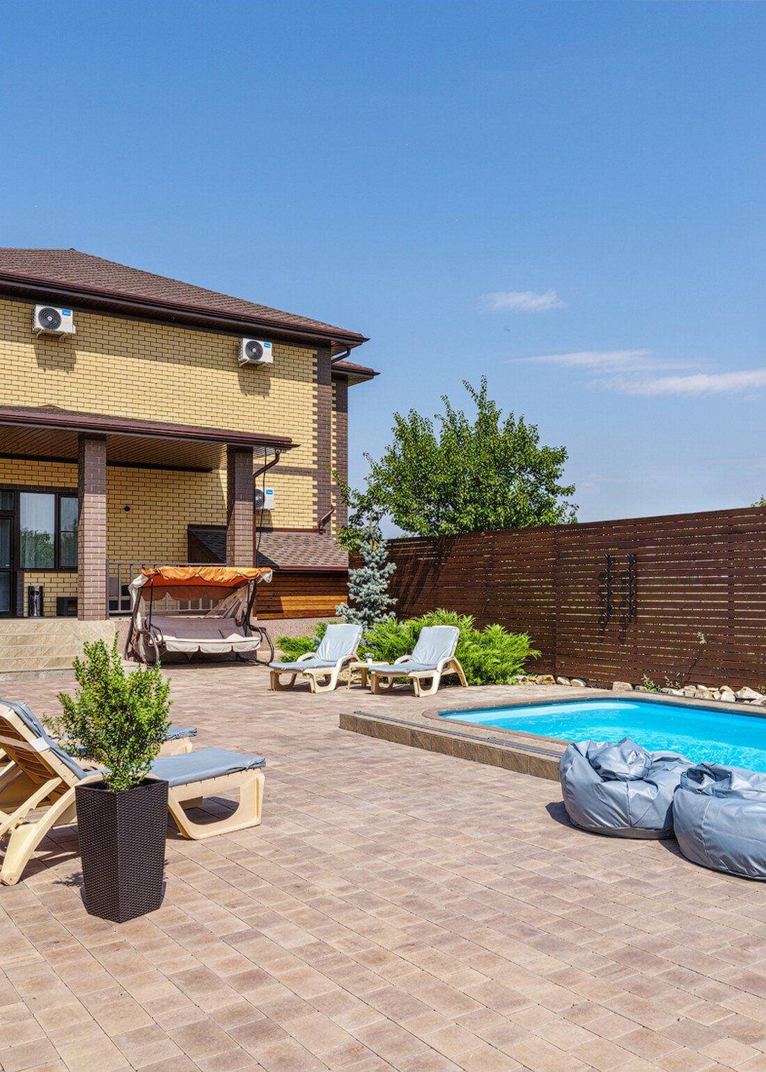 Фото Речной клуб Красивый