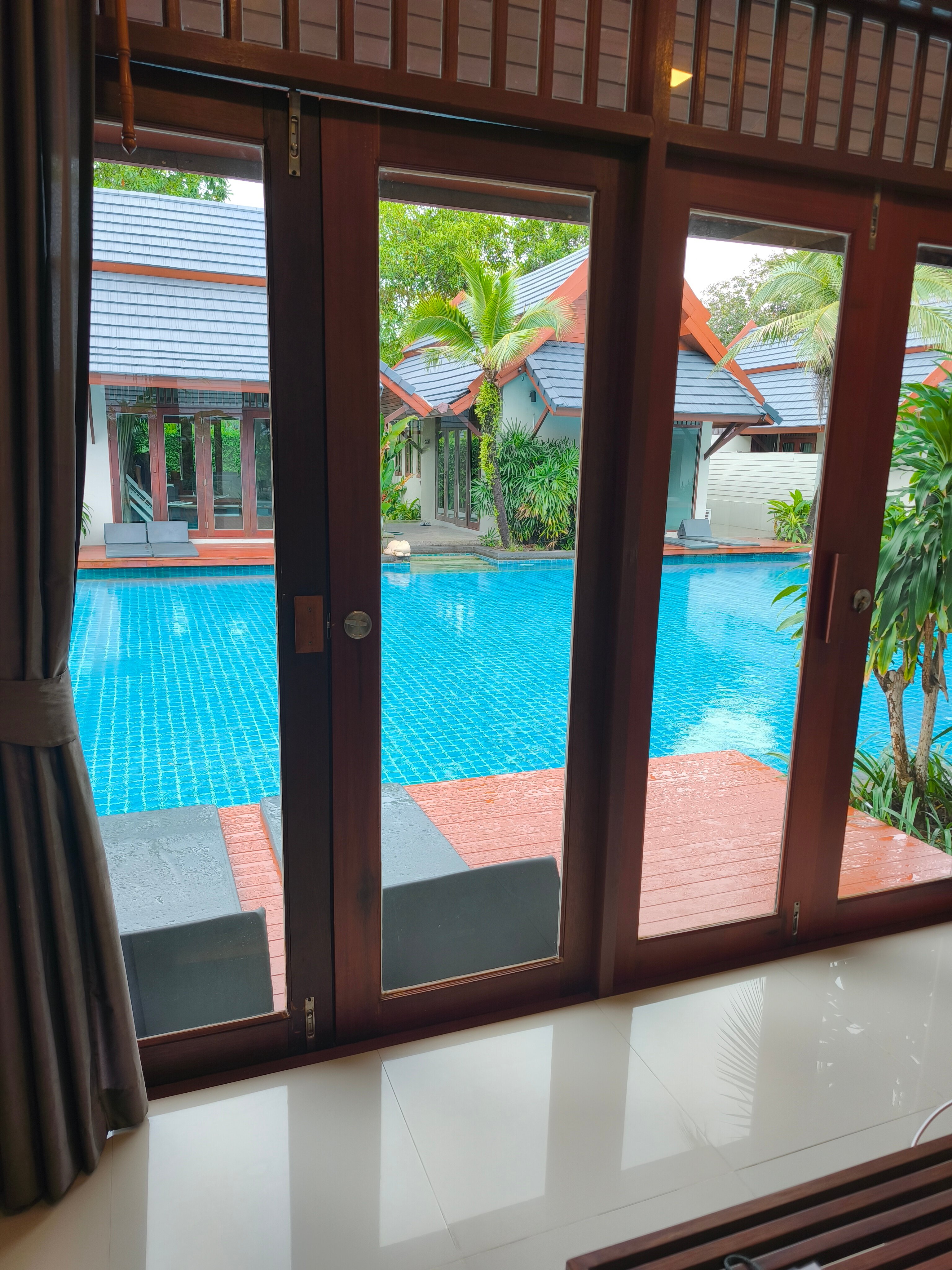 Фото L'esprit de Naiyang Beach Resort