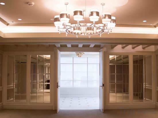 Фото Aruga Apartments by Rockwell Makati