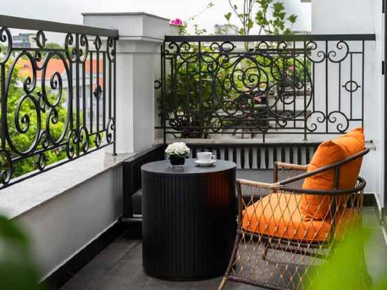 Фото Grand Hotel Du Lac Hanoi