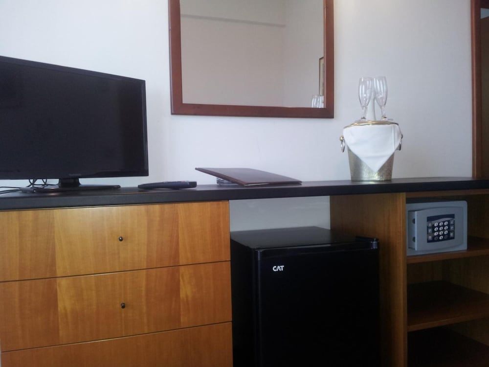 Фото Hotel Montecarlo