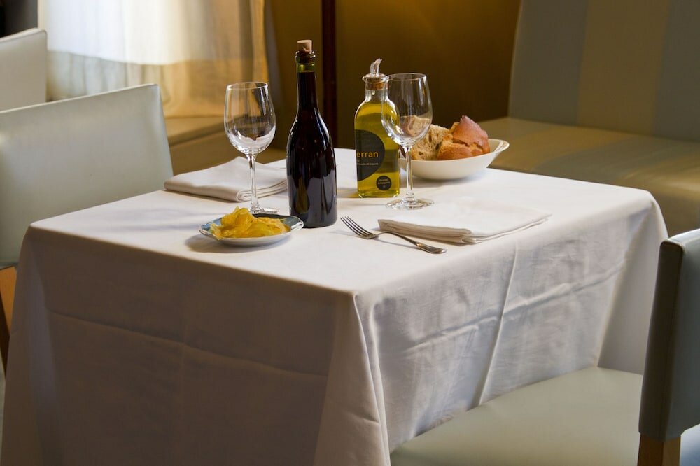 Фото Hotel Fonda Europa