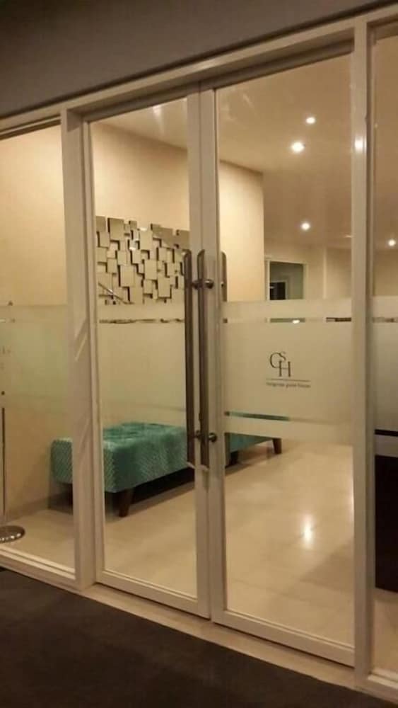 Фото Sisingamangaraja Guest House Semarang