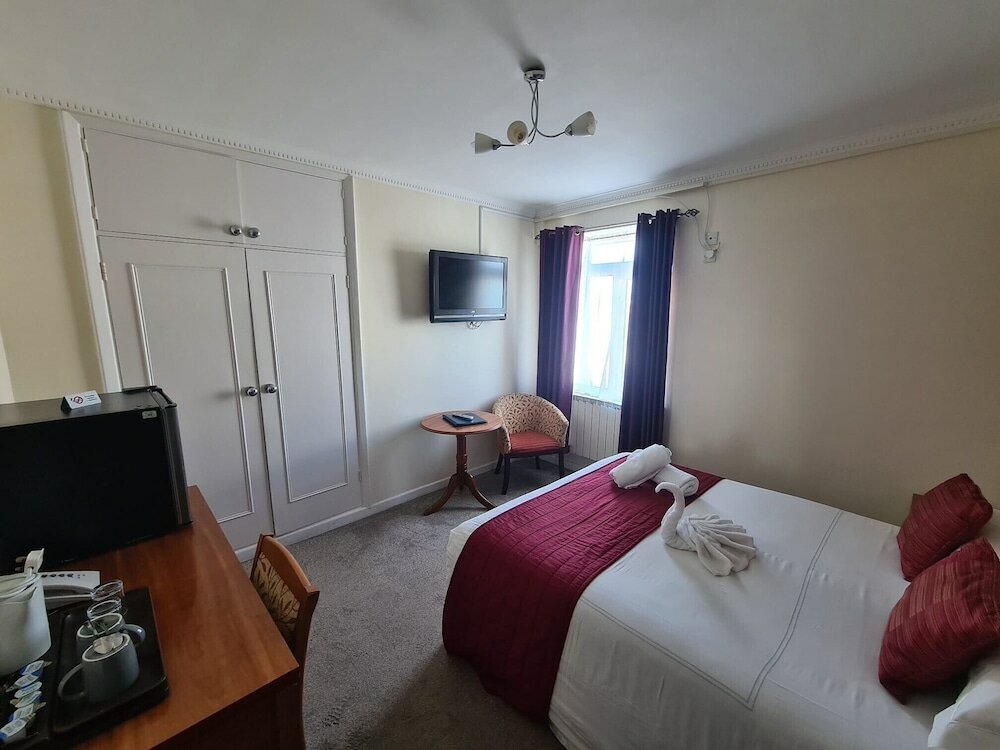 Фото Marina Metro Hotel