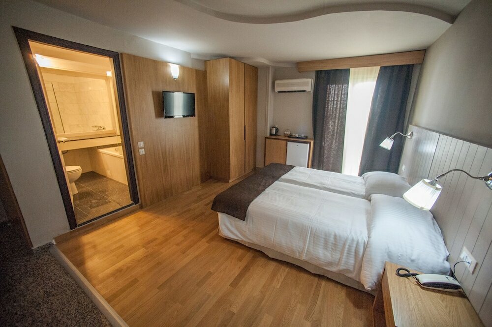 Фото El Greco Hotel