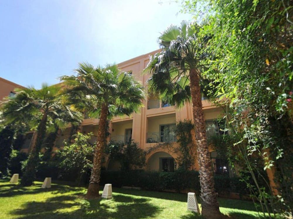 Фото Alhambra Thalasso Hotel