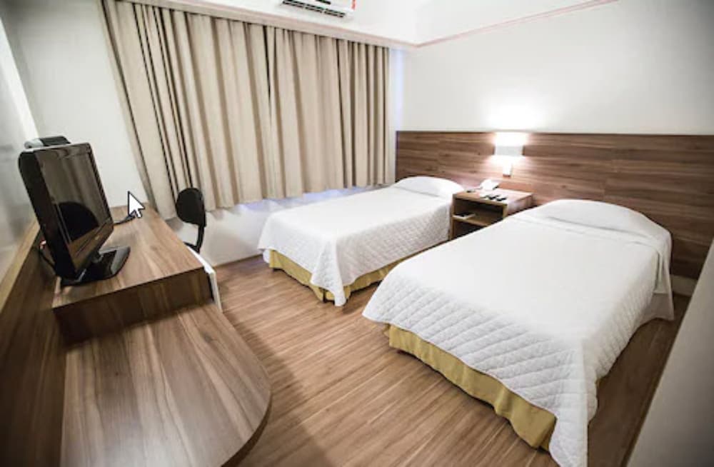 Фото Mogano Business Hotel