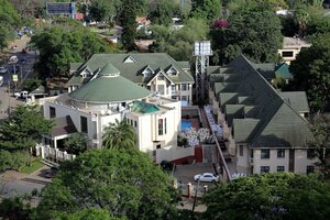 Гостиница Gold Crest Hotel, Arusha